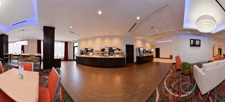 智选假日套房酒店梦露(Holiday Inn Express & Suites Monroe)图片