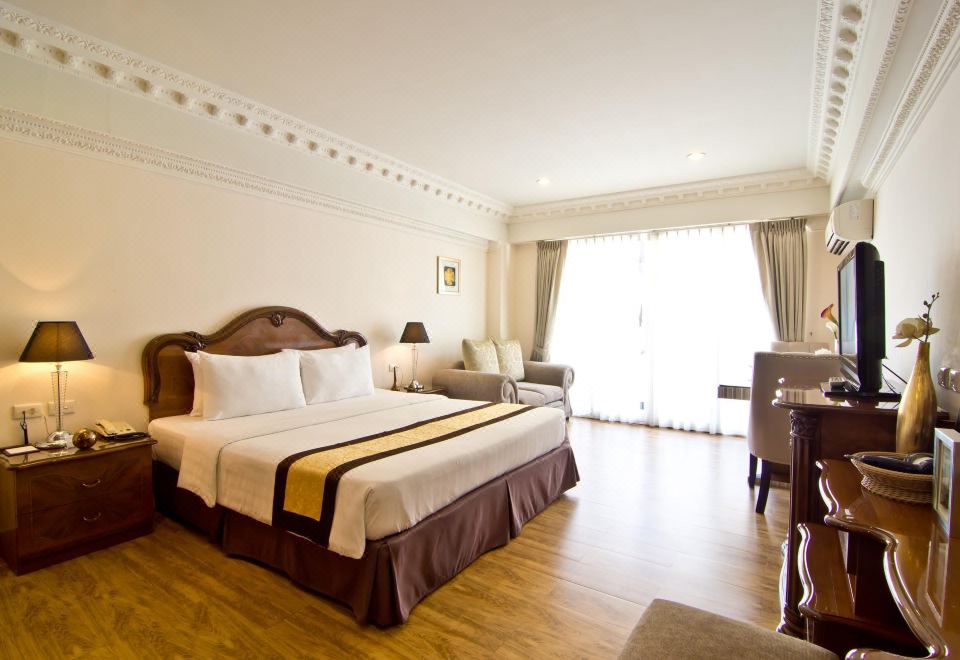 LK Royal SuiteHotel Overview