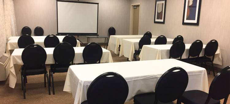 Holiday Inn Express 勒德洛(Holiday Inn Express Ludlow - Chicopee Area)图片