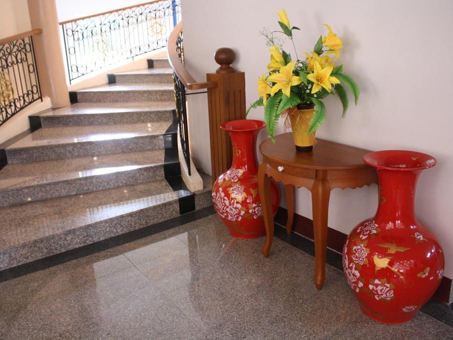 Butnamtong Hotel Over view