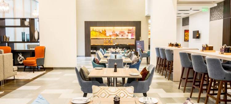 加尔各答机场智选假日酒店(Holiday Inn Express KOLKATA AIRPORT by IHG)图片