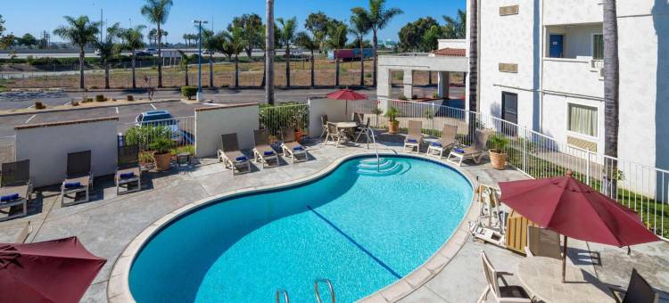 本图拉6号汽车旅馆(Motel 6 Ventura, CA - South)图片