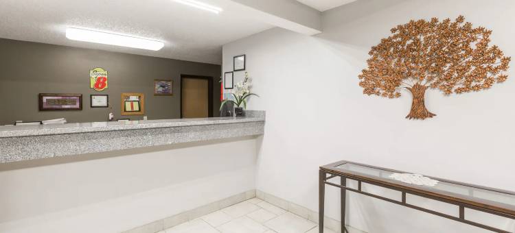 奥西奥拉温德姆速8酒店(Super 8 by Wyndham Osceola IA)图片