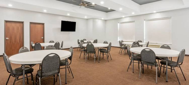 加斯里拉昆塔温德姆套房酒店(La Quinta Inn & Suites by Wyndham Guthrie)图片