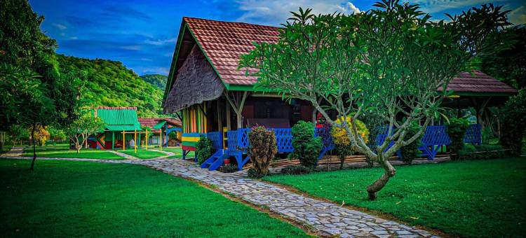 4 Pohon - les 4 Arbres图片