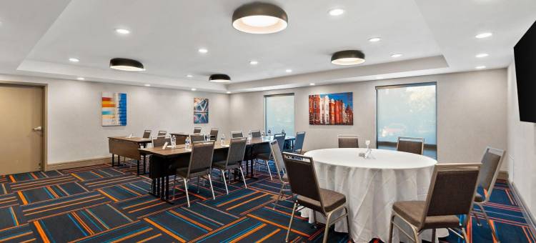 弗农山贝尔沃-亚历山大南区欢朋套房酒店(Hampton Inn & Suites by Hilton Fort Belvoir Alexandria South)图片