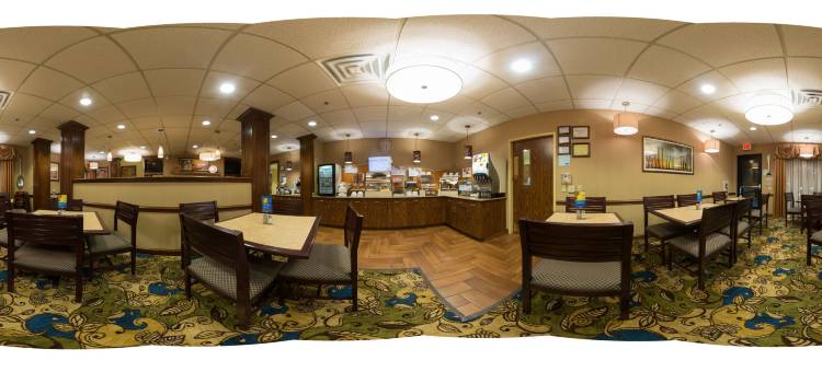 洲际酒店集团智选假日酒店米德维尔(I-79 147a出口)(Holiday Inn Express Meadville (I-79 Exit 147A))图片