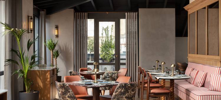 佩拉阿达汉德卡蒙多-傲途格精选(Adahan DeCamondo Pera, Autograph Collection)图片