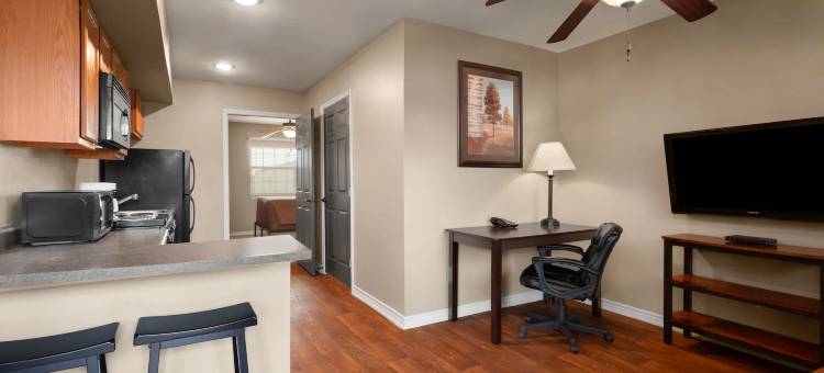 科图拉鹰巢 - 温德姆旅屋(Eagle's Den Suites Cotulla a Travelodge by Wyndham)图片