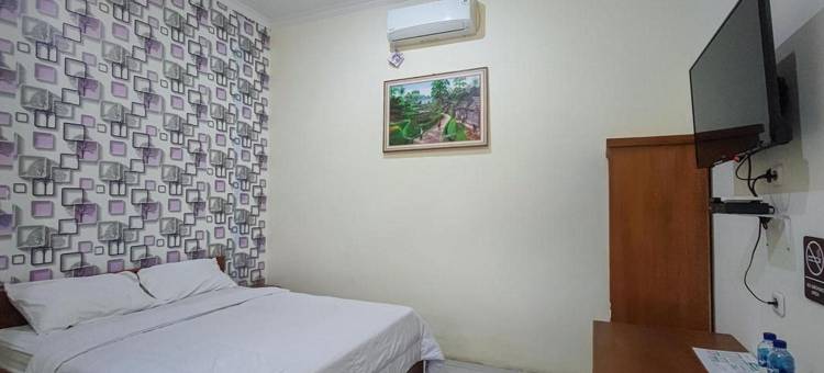 红多兹@怀卡布巴克塔纳卡托家庭旅馆(RedDoorz @ Tanakatto Homestay Waikabubak)图片