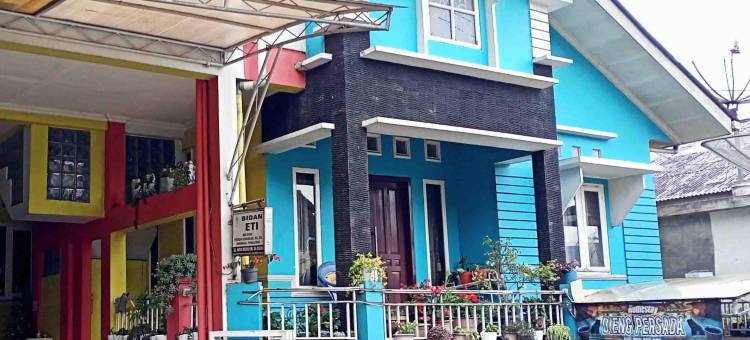 迪恩佩尔萨达伊斯兰家庭旅馆(Homestay Dieng Persada Syariah Mitra RedDoorz)图片