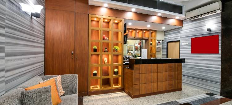 马尼拉湾区套房酒店(Bay Area Suites Manila)图片