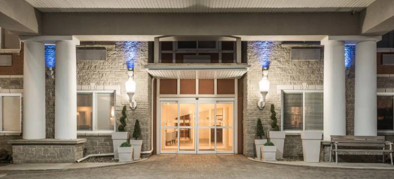 加纳诺克千岛群岛智选假日套房酒店(Holiday Inn Express & Suites 1000 ISLANDS - GANANOQUE by IHG)图片