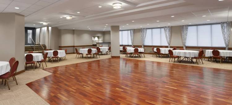 温德姆华美达酒店-密尔沃基(Ramada by Wyndham Milwaukee)图片