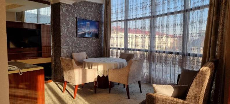 丽思皇家酒店(Royal Riz Hotel)图片