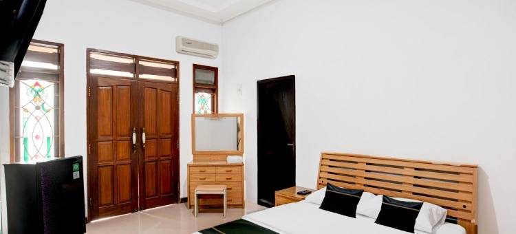 巴厘巴板O酒店靠近塔曼贝鲁昂马杜(原棕榈咖啡旅馆)(Hotel O Balikpapan Near Taman Beruang Madu Formerly Palm Cafe Inn)图片