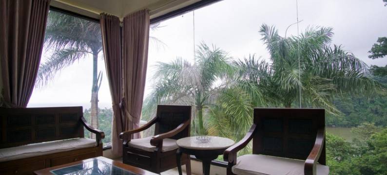 红多兹伊斯兰酒店-近纳加德湖(RedDoorz Syariah Near Ngade Lake)图片