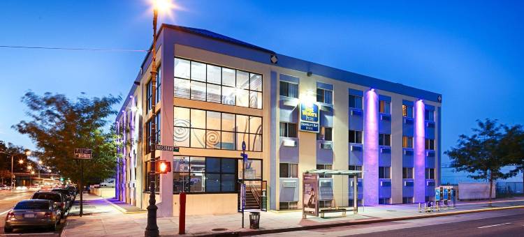 布鲁克林海湾贝斯特韦斯特优质酒店(Best Western Plus Brooklyn Bay Hotel)图片