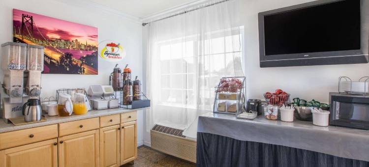 海沃德市中心速8酒店(Super 8 by Wyndham Hayward Downtown)图片