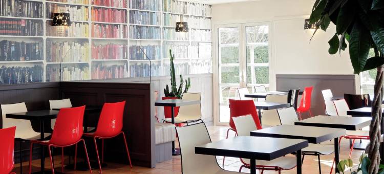 马诺斯克卡达拉舍宜必思酒店(Ibis Manosque Cadarache)图片