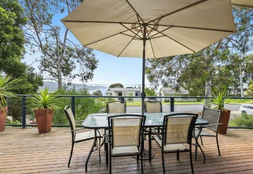 Woorolong Hotel Overview