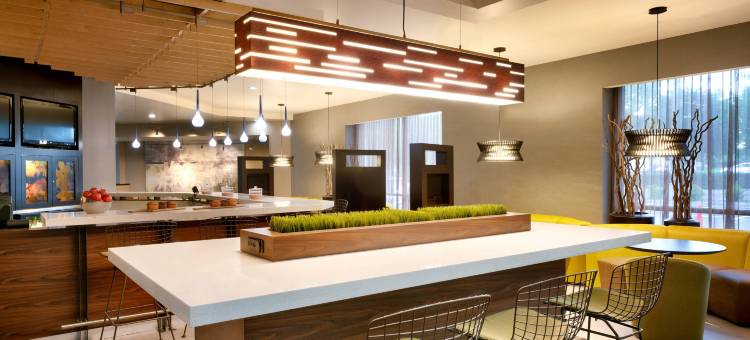 夏洛特机场/比利格雷厄姆大道万怡酒店(Courtyard Charlotte Airport LoSo)图片