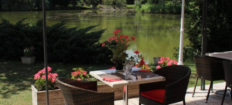 艾唐雷纳酒店(Hôtel Etang des Reynats)图片