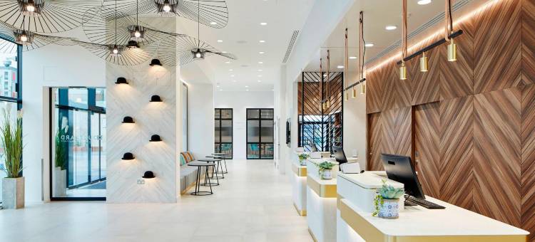 鲁顿机场万怡酒店(Courtyard Luton Airport)图片