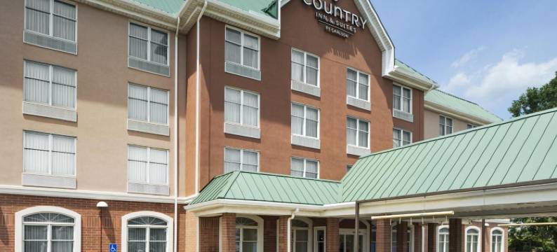 舒适酒店及套房库亚霍加瀑布 - 阿克伦(Comfort Inn & Suites Cuyahoga Falls - Akron)图片
