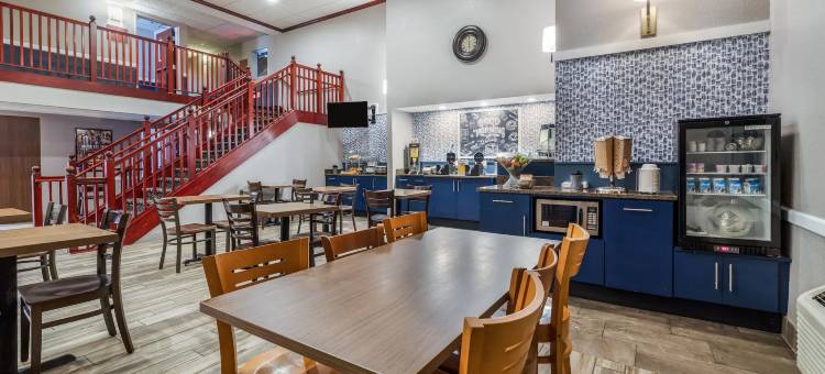 芒兹维尤明尼阿波里斯美吟温德姆酒店(AmericInn by Wyndham Mounds View Minneapolis)图片