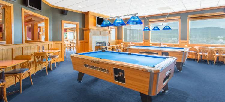 威廉姆斯湖温德姆华美达酒店(Ramada by Wyndham Williams Lake)图片