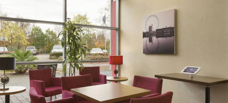伦敦北华美达酒店(Ramada by Wyndham London North M1)图片