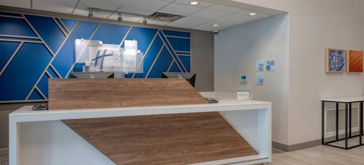 智选假日套房酒店沃兹沃思(Holiday Inn Express & Suites Wadsworth)图片