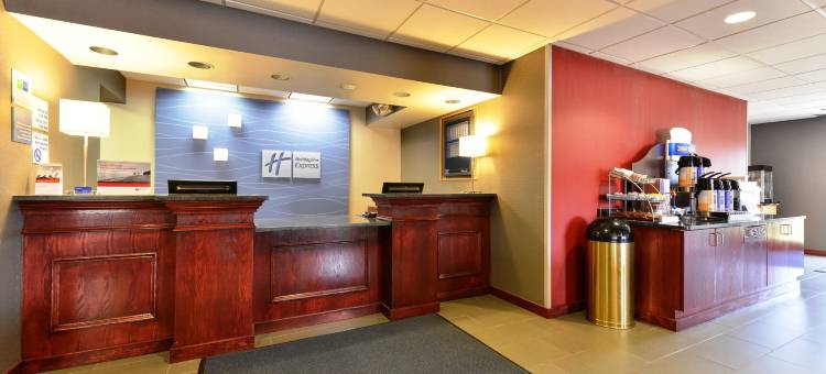 Holiday Inn Express 彩绘贴(Holiday Inn Express Corning - Painted Post)图片