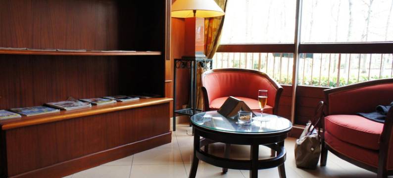 大君主酒店(Le Grand Monarque)图片