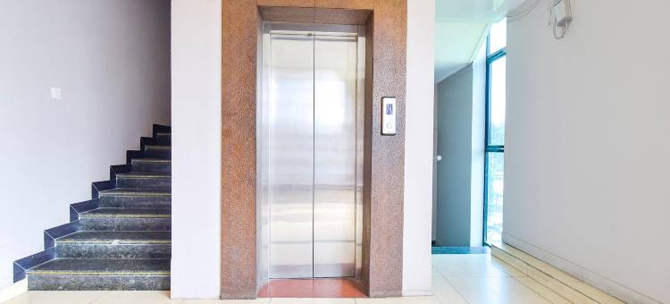 Fabhotel 拉古马尼宫殿(FabHotel Raghumani Palace)图片