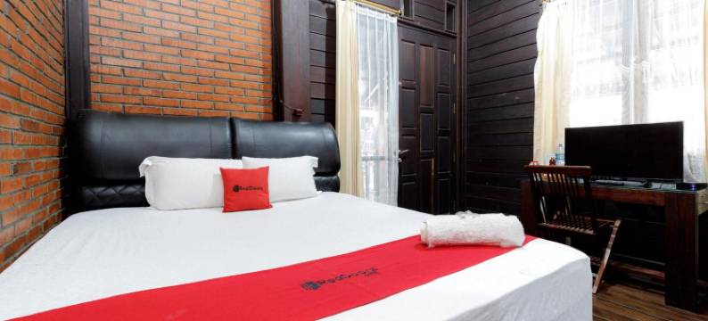 东吉朗达红门旅馆(RedDoorz @ Cilandak Timur)图片