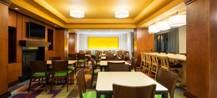 万枫路易斯威尔市中心套房酒店(Fairfield Inn & Suites Louisville Downtown)图片