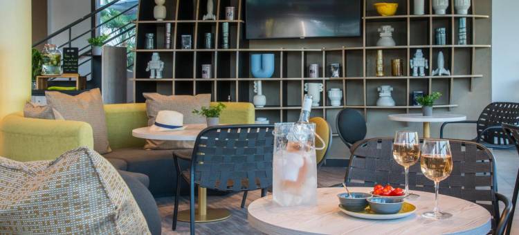 宜必思尚品佩尔蒂 Portes du Luberon 酒店(Ibis Styles Pertuis Portes du Luberon)图片
