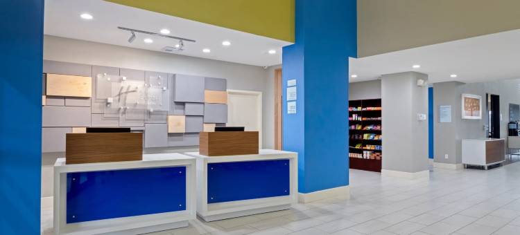 智选假日套房酒店普莱西德湖(Holiday Inn Express & Suites Lake Placid)图片