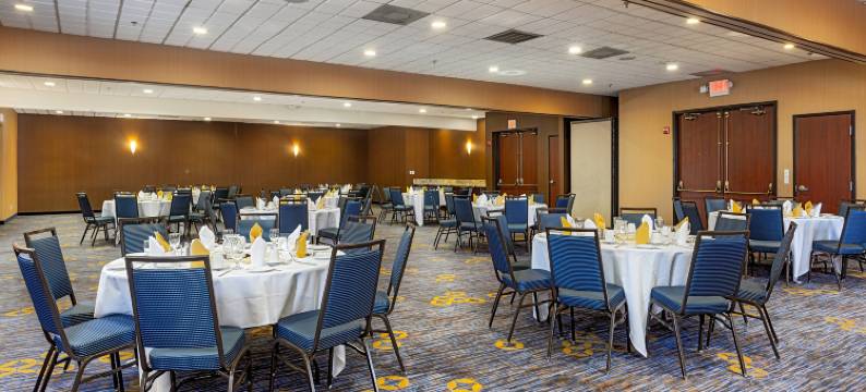 纳帕谷地区费尔菲尔德万怡酒店(Courtyard Fairfield Napa Valley Area)图片