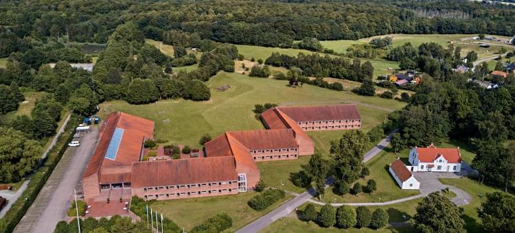 库苏森特拜莫塞赫庚酒店(Bymose Hegn Hotel & Kursuscenter)图片