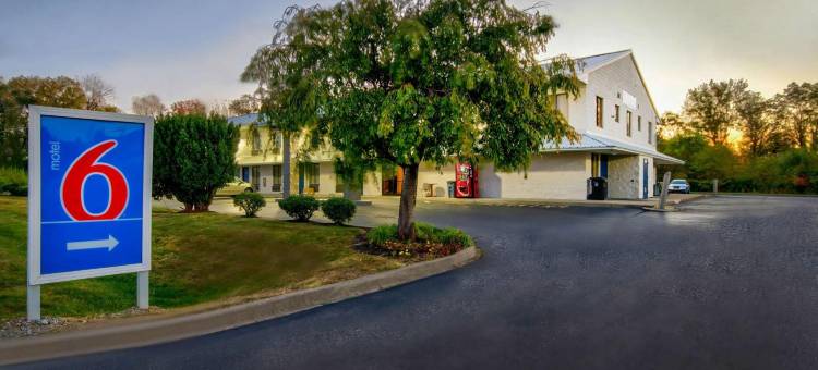 杰弗逊维尔城6号汽车旅馆-路易斯维尔(Motel 6 Jeffersonville, in - Louisville)图片