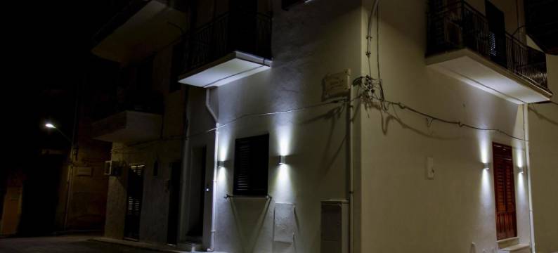 白驴房间(White Asses Rooms)图片