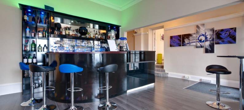 劳顿与劳里斯顿法院(Lauriston Court Hotel)图片