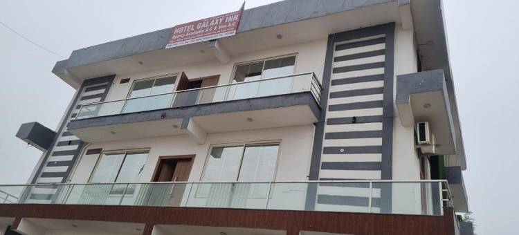 Fabhotel 银河格雷诺庆典(FabHotel Galaxy Greno Celebration)图片