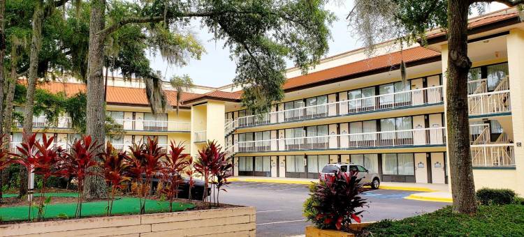 简单奖励宾馆(Simple Rewards Inn)图片