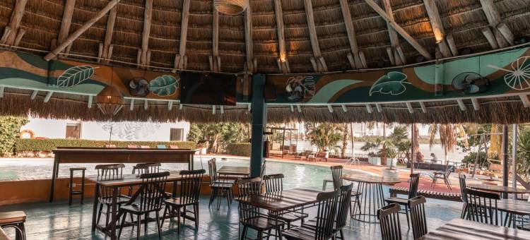 尼罗河坎昆酒店区塞丽娜酒店(Nílu Cancún Zona Hotelera by Selina)图片