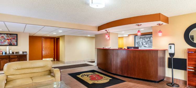 斯特蒂文特/拉辛温德姆速 8 酒店(Super 8 by Wyndham Sturtevant/Racine)图片