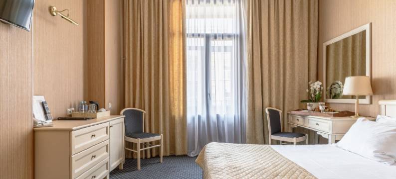 阿斯顿酒店(Aston Hotel)图片